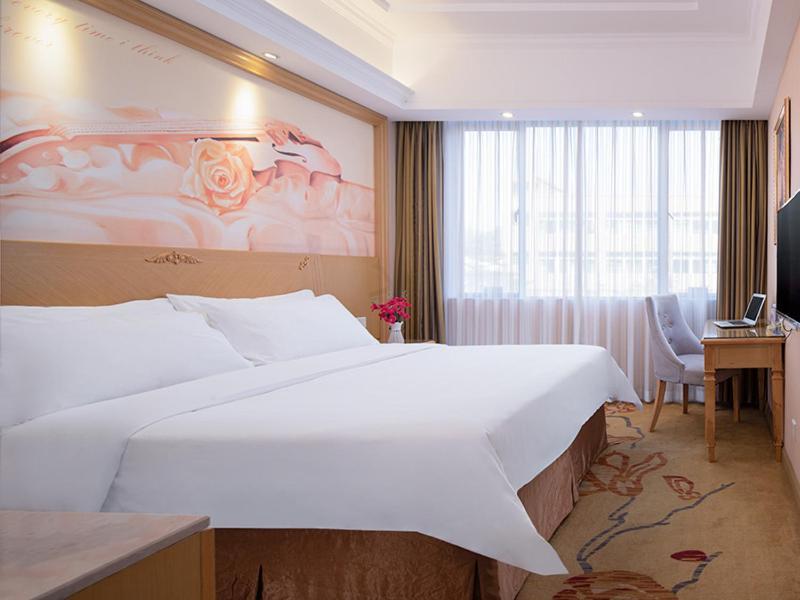 Vienna Hotel Guangzhou Panyu Huanan Country Garden Extérieur photo